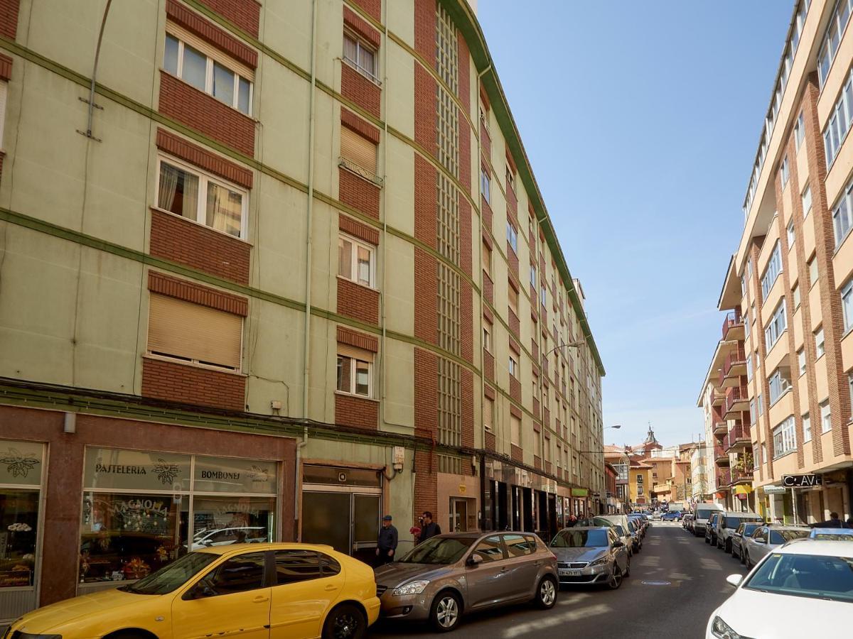 Leon Escalerilla Plaza Mayor Екстериор снимка